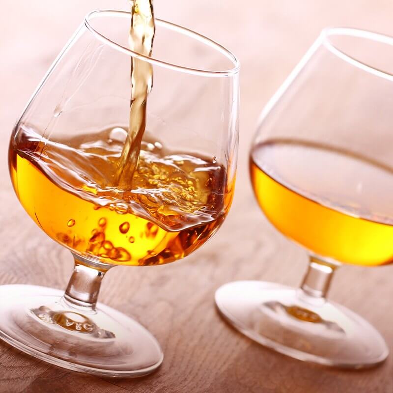 Brandy, Cognac y Armagnac: los principales destilados de uva con sus similitudes y diferencias.